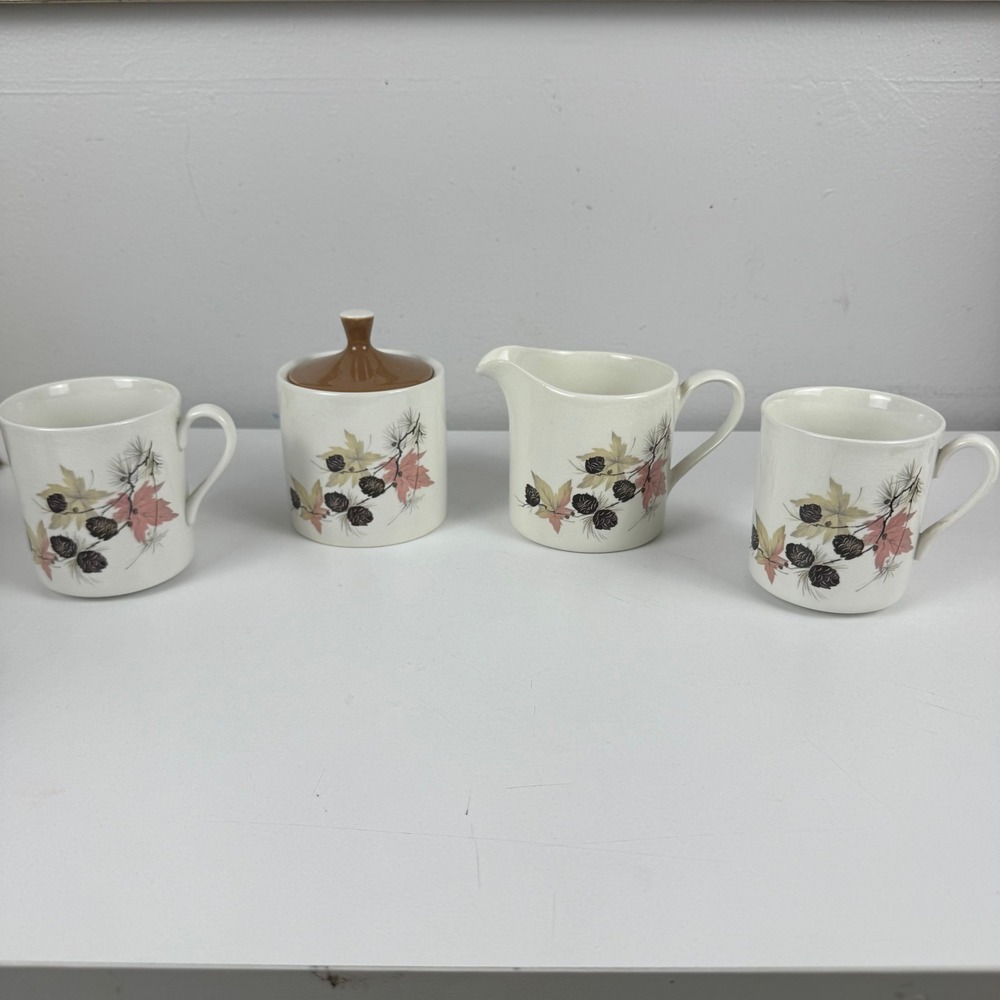 Vtg Pinecones L796‎ Creamer Sugar Bowl & 2 Mugs Set Autumn Pinecone Japan
